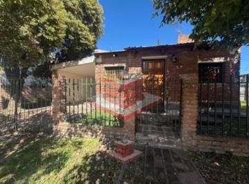 Casa · 57m² · 5 Ambientes · 1 Cochera · Casa en Venta en Santa Maria de Punilla Apto Credito a 300 m de Ruta 38