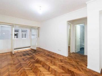 Departamento · 60m² · 3 Ambientes · Departamento 3 Amb. Al Contrafrente con Balcón