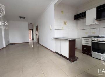 Departamento de 4 ambientes, Avellaneda · Departamento a La Venta Semipiso, Tres Ambientes, con Dos Balcones en Wilde