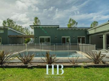 Casa de 4 ambientes, Costa Esmeralda · Casa con 3 Habitaciones en Alquiler en Golf 2
