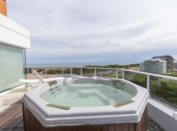 Departamento · 7 Ambientes · 1 Cochera · Departamento en Playa Brava