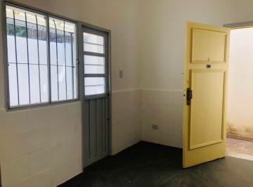 PH de 2 ambientes, Floresta · ¡Oportunidad/ Sin Expensas/ Apto Crédito! PH de 2 Amb Al Contrafrente con Patio.