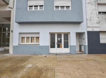 Casa · 250m² · 3 Dormitorios · 1 Cochera · Casa en Venta en La Plata