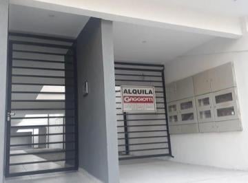 Garage · 12m² · 1 Cochera · Cochera en Alquiler a 6 Cuadras del Centro de Rafaela
