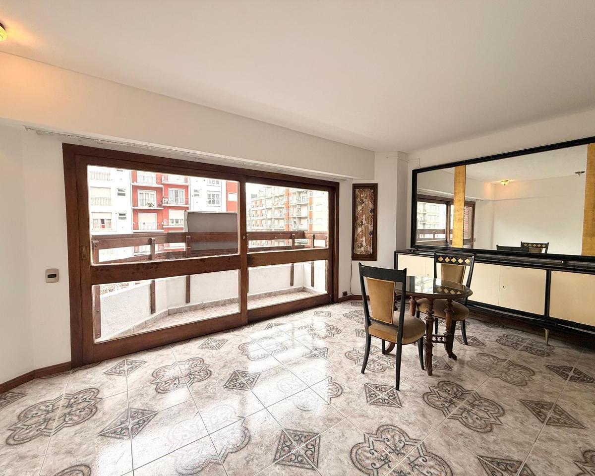 Semipiso de 3 ambientes con dependencia