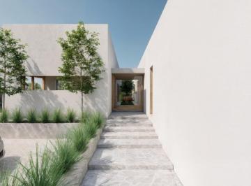 Casa · 280m² · 5 Ambientes · 3 Cocheras · Casa en Chacras de La Villa