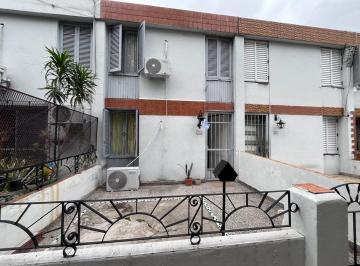 PH · 66m² · 4 Ambientes · 1 Cochera · PH 4 Amb. Apto Credito Bo. Obrero Valentín Alsina