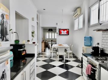 PH · 120m² · 3 Ambientes · 1 Cochera · PH en Venta 3 Ambientes en Parque Chacabuco