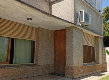 PH · 86m² · 5 Ambientes · PH en Venta - 3 Dorm. 2 Baños - 170 m² - San Carlos