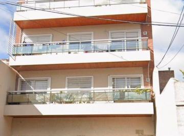 Departamento de 1 ambiente, Monte Castro · Hermoso Monoambiente Divisible Apto Credito en Excelente Estado