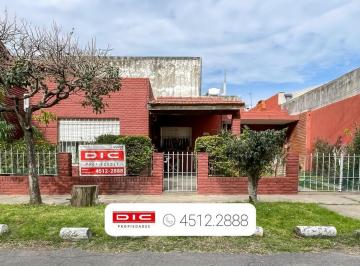 Casa · 100m² · 4 Ambientes · Casa 2 Dorm. Venta - Martinez - Fleming/panamericana