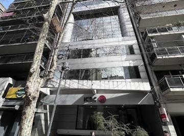 Oficina comercial · 48m² · 3 Ambientes · Oficina en Alquiler 48 m², Zona Alto Palermo en Av Santa Fe, Precio Paquete