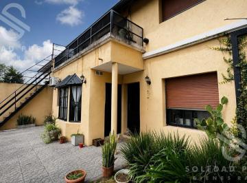 PH · 200m² · Venta Complejo de 6 Departamentos en Pilar Centro – Excelente Inversión y Rentabilidad