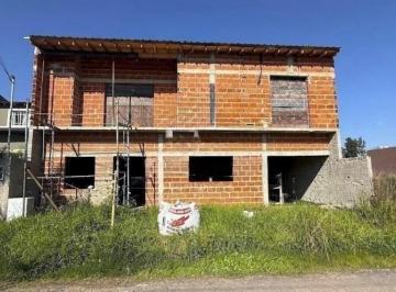 Casa · 312m² · 6 Ambientes · Casa en Venta en Barrio Parque Matheu, Escobar, G. B. a. Zona Norte