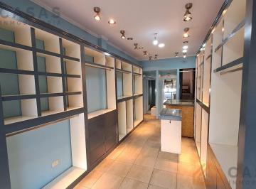 Local comercial · 30m² · 2 Ambientes · Local - San Juan