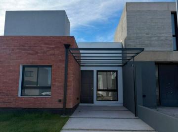 Casa de 5 ambientes, Córdoba · Duplex en Venta Rincones de Manantiales