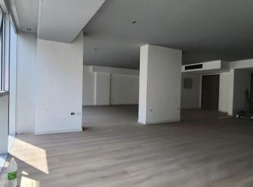 Oficina comercial · 193m² · 1 Ambiente · 10 Cocheras · Av Cordoba Esquina Uruguay 204 M²! con 3 Baños Lista Para Mudarse