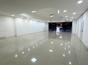 remove-output-1786479480113.jpeg · Venta Local de 621 m², Monserrat, Oficinas, Montacarga, Entrepiso y Subsuelo.