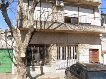 Casa · 156m² · 3 Ambientes · Casa en Venta - 2 Dorm. 1 Baño - 156 m² - Quilmes