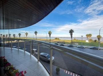 Departamento · 243m² · 6 Ambientes · 3 Cocheras · Alquiler Apartamento Rambla Punta Carretas 4 Dorm
