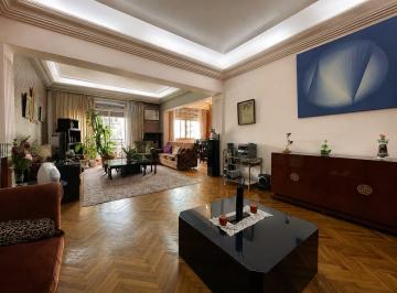 Departamento · 124m² · 4 Ambientes · Departamento 4 Ambientes con Dependencia y Balcón en Venta - Piso Alto – 134 m² – Congreso