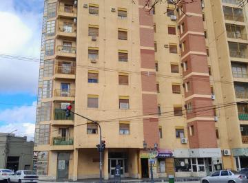 Departamento · 96m² · 4 Ambientes · Departamento de 4 Ambientes en Edificio Esperanza