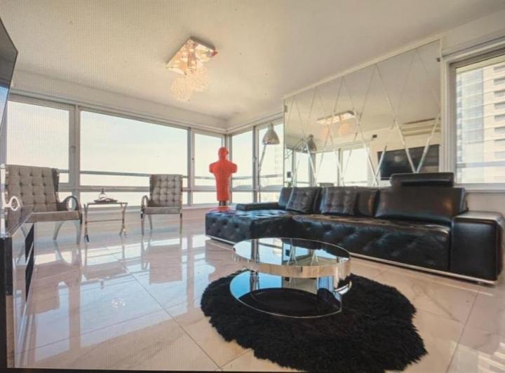 Departamento · 180m² · 4 Ambientes · 2 Cocheras