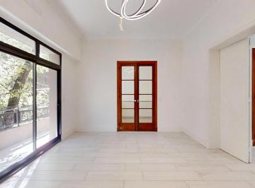 PH · 126m² · 4 Ambientes · PH en Venta en Olivos en Primer Piso, 4 Ambientes con Balcon