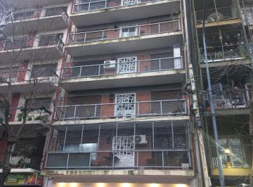 Departamento · 53m² · 3 Ambientes · Departamento de 3 Ambientes con Balcon Corrido Frente Al Parque
