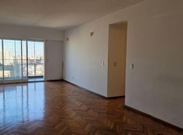 Departamento · 74m² · 4 Ambientes · Alquiler Depto. 4 Amb con Balcon - Caballito
