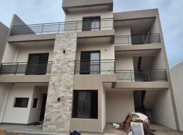 Departamento · 75m² · 5 Ambientes · 1 Cochera · Departamento - Guaymallen