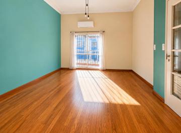 PH · 174m² · 5 Ambientes · PH en Flores Venta 5 Ambientes Quincho Terraza Apto Credito