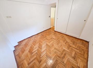 Departamento · 43m² · 2 Ambientes · Venta de 2 Ambientes en Villa Ortúzar a Pasos del Subte - Apto Crédito y Muy Bajas Expensas