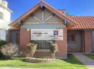 Casa · 216m² · 7 Ambientes · 2 Cocheras · Casa - San Rafael