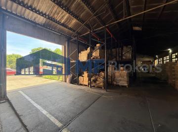Bodega-Galpón · 400m² · Excelente Galpón a m de General Paz en Predio Cerrado con Vigilancia Las 24 Hs