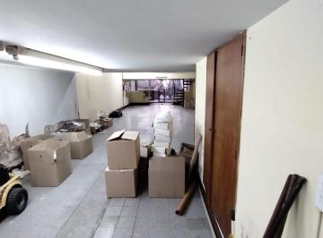 Local comercial · 260m² · 2 Ambientes · Local Comercial en Alquiler - 1 Baño - Balvanera
