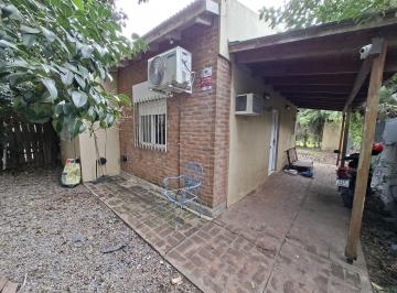 Casa · 55m² · 3 Ambientes · Casa en Alquiler de 1 Dorm con Altillo