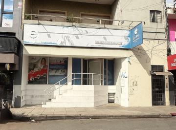 Oficina comercial · 595m² · Oficinas Local en Venta en Morón Centro con Sotano