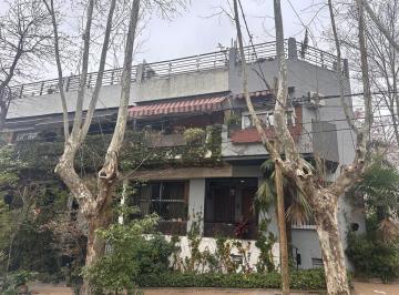 PH · 193m² · 5 Ambientes · 2 Cocheras · Venta PH 5 Amb, Dep, Playroom, Dos Coch Vte. Lopez