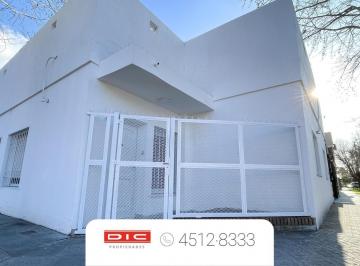 Casa · 90m² · 4 Ambientes · 1 Cochera · Casa 3 Dorm. Venta - Villa Adelina