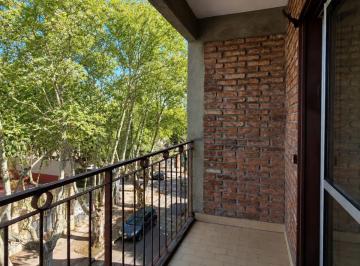 Departamento · 42m² · 3 Ambientes · Departamento 3 Amb. a Reciclar. Apto Credito