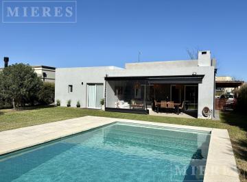 Casa · 185m² · 4 Ambientes · 2 Cocheras · Casa en Venta Sobre Lote Interno Area 4 Barrio San Matias