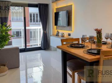 Departamento · 50m² · 3 Ambientes · Departamento de 3 Ambientes Al Frente con Balcon Saliente
