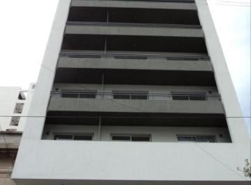 Garage · 12m² · Cochera Cubierta Zona Plaza Moreno