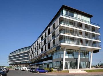 Oficina comercial · 71m² · 1 Ambiente · 1 Cochera · Oficina en Alquiler en Vientos del Delta, Nordelta, Tigre