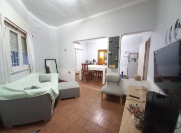 Casa · 104m² · 3 Ambientes · 1 Cochera · Venta Casa 2 Dor Garage Doble y Patio