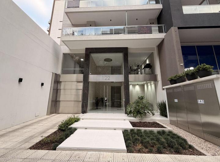 Departamento · 130m² · 4 Ambientes · 1 Cochera