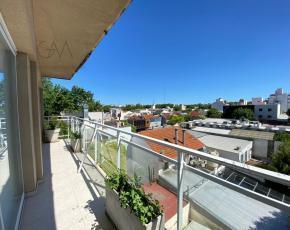 Departamento · 80m² · 4 Ambientes · 1 Cochera · Departamento 4 Ambientes Zona Guemes
