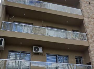 Departamento de 1 ambiente, Esteban Echeverría · Alquiler Monoambiente Centro Monte Grande