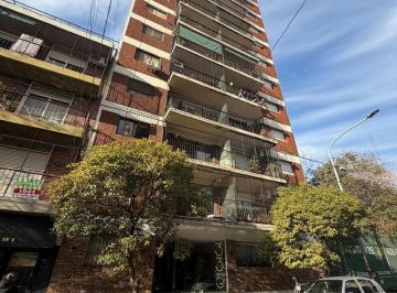 Departamento · 60m² · 3 Ambientes · Departamento 3 Ambientes con Balcón en Venta y Alquiler - Quilmes Centro